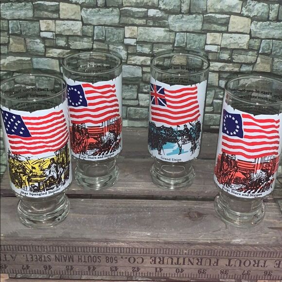 American history glasses set of 4 - Picture 1 of 5